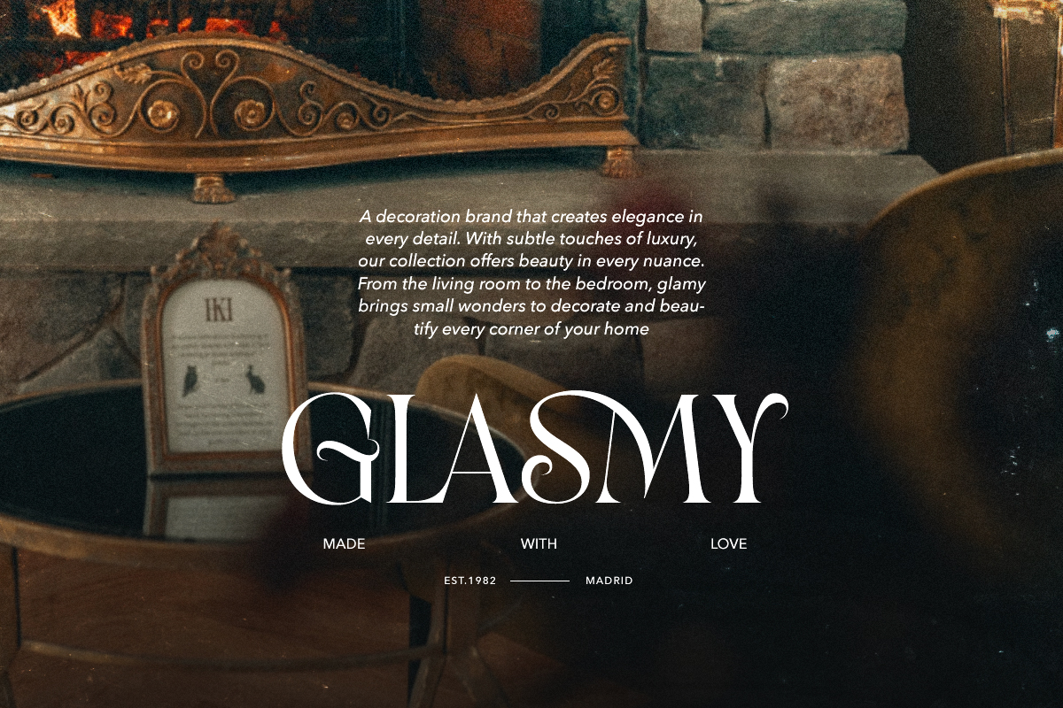 Claviers - Two Styles Serif Font